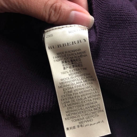 Authentic Burberry Brit Purple Sweater - Picture 4 of 4